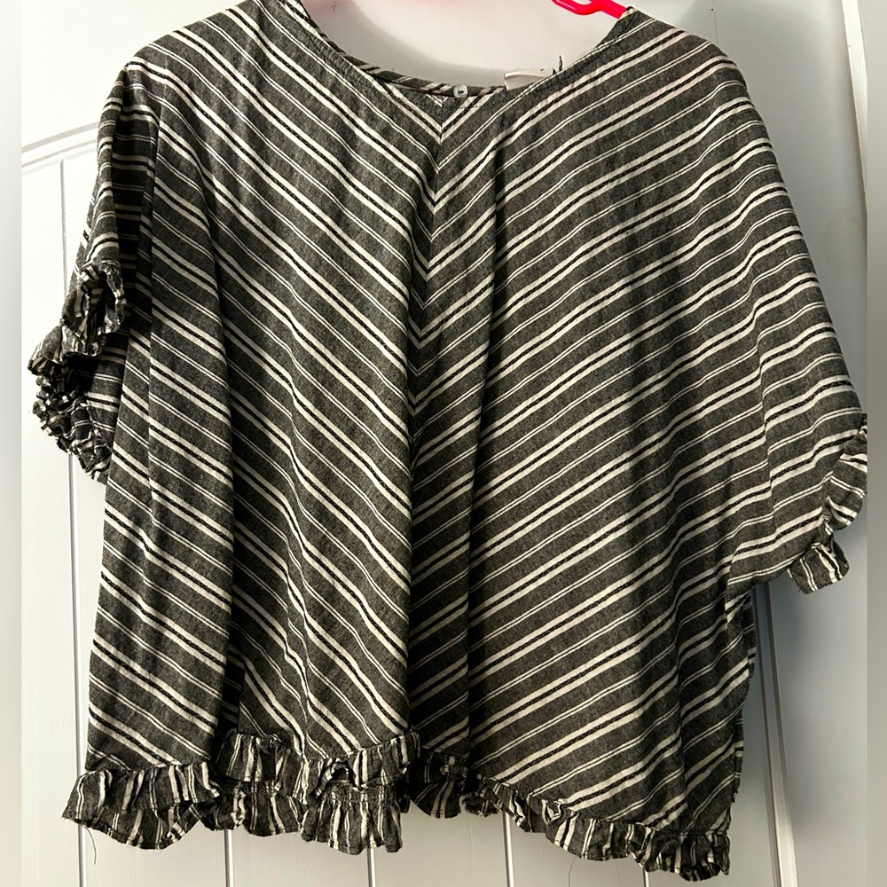 Women’s shirt